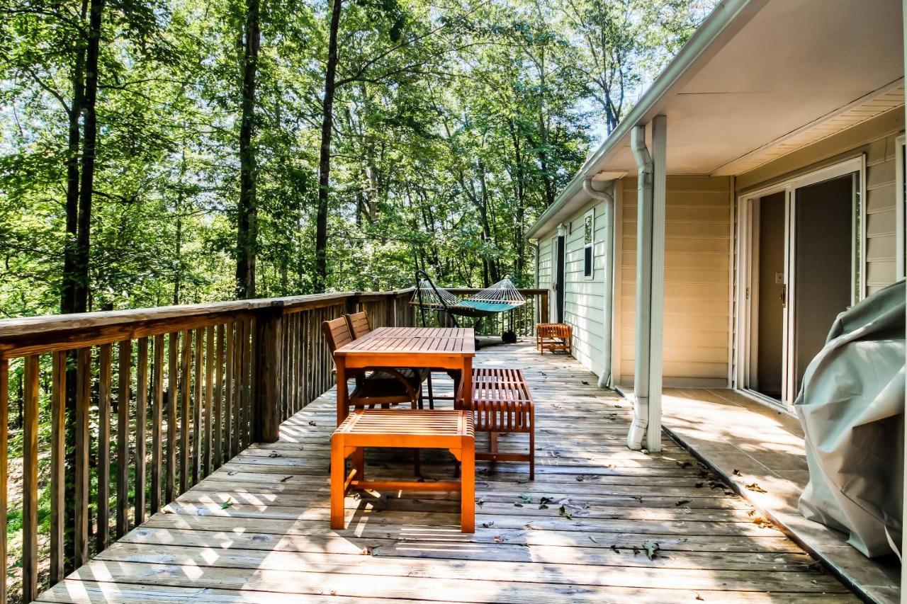 Doe Heights Chalet Batesville Exterior photo